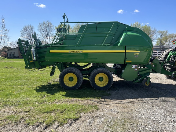 2022 John Deere L331 Baler/Big Square