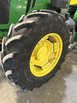 2018 John Deere 5100M Tractor