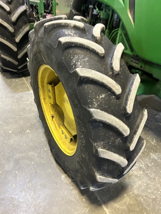 2018 John Deere 5100M Tractor