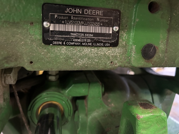 2018 John Deere 5100M Tractor