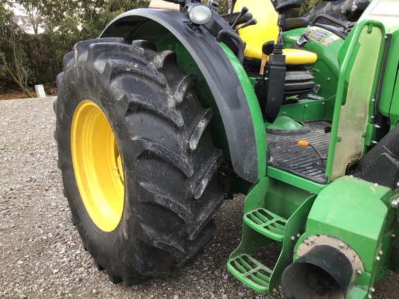 2018 John Deere 5100M Tractor