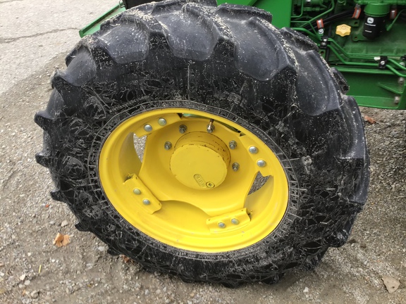 2018 John Deere 5100M Tractor