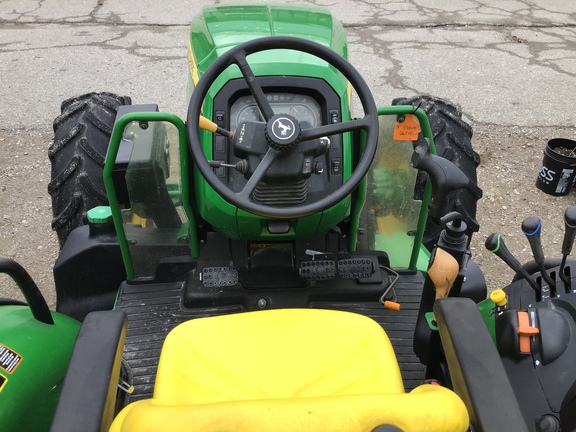 2018 John Deere 5100M Tractor