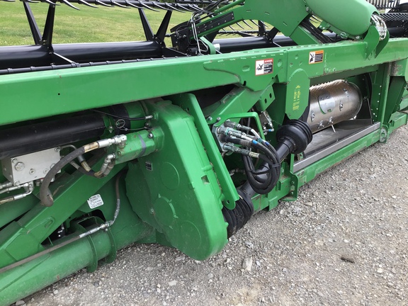 2016 John Deere 645FD Header Combine