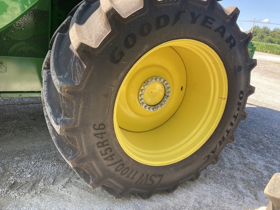 2023 John Deere S760 Combine