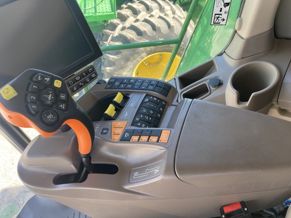 2023 John Deere S760 Combine