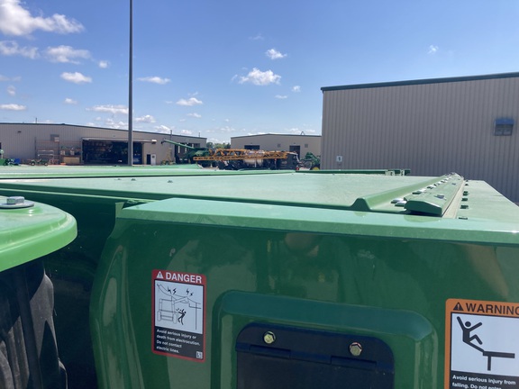 2023 John Deere S760 Combine