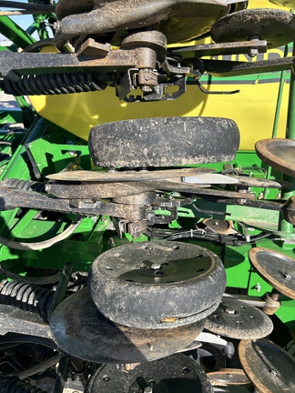 2015 John Deere 1990 Air Seeder