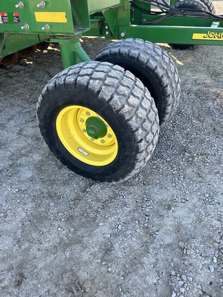 2015 John Deere 1990 Air Seeder