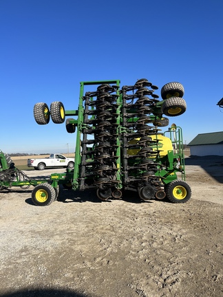 2015 John Deere 1990 Air Seeder