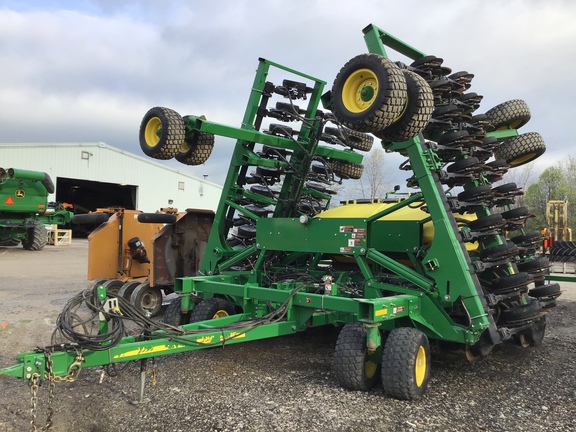 2015 John Deere 1990 Air Seeder