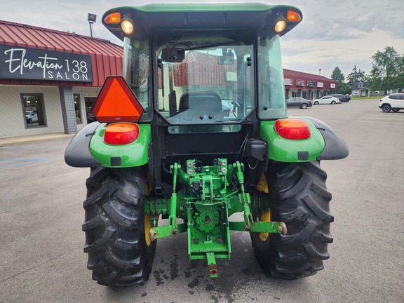 2014 John Deere 5075E Tractor