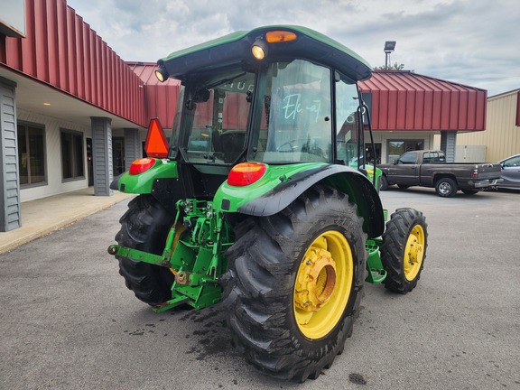 2014 John Deere 5075E Tractor