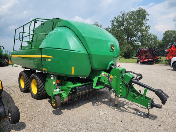 2021 John Deere L341 Baler/Big Square