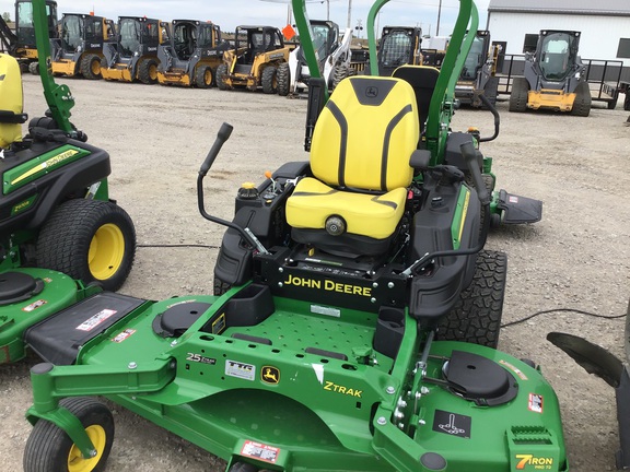2022 John Deere Z970R Mower/Zero Turn