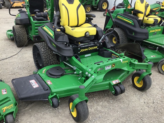 2022 John Deere Z970R Mower/Zero Turn