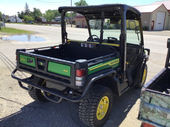 2022 John Deere XUV 835M ATV