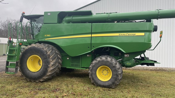 2020 John Deere S780 Combine