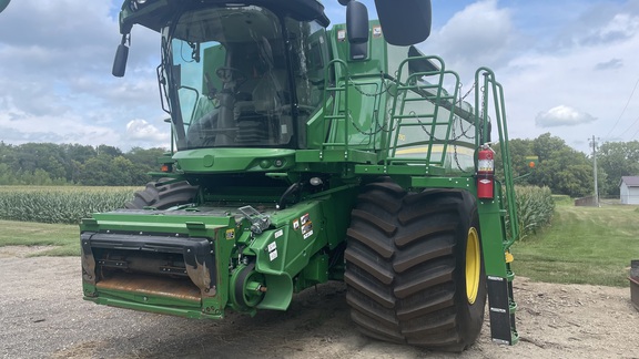 2020 John Deere S780 Combine