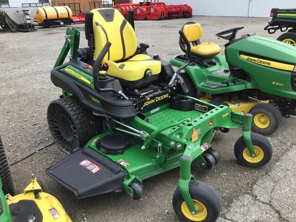 2021 John Deere Z930M Mower/Zero Turn