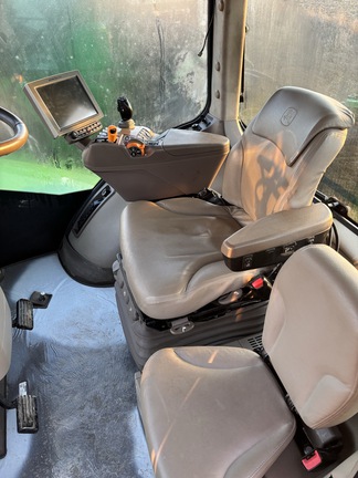 2021 John Deere 9520R Tractor 4WD