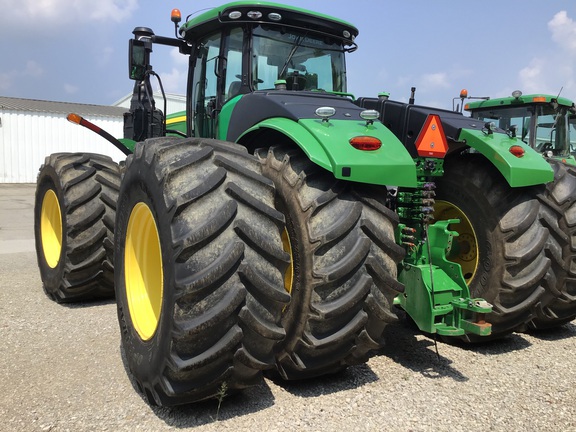 2021 John Deere 9520R Tractor 4WD