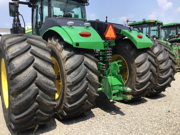 2021 John Deere 9520R Tractor 4WD