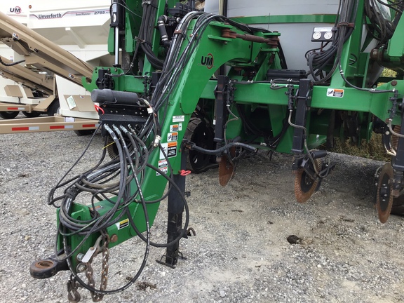 2019 Unverferth 2600 Nutrimax Applicator