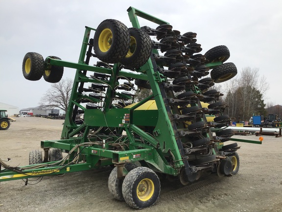 2003 John Deere 1890 Air Seeder