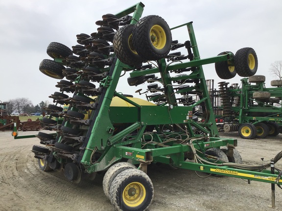 2003 John Deere 1890 Air Seeder