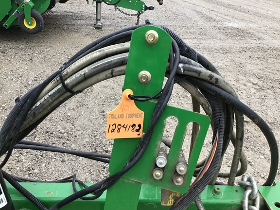 2003 John Deere 1890 Air Seeder