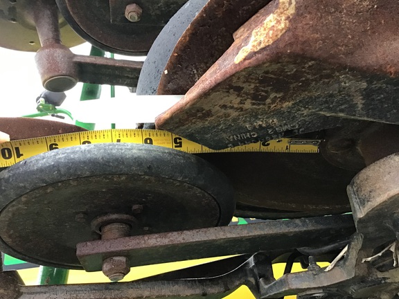 2003 John Deere 1890 Air Seeder