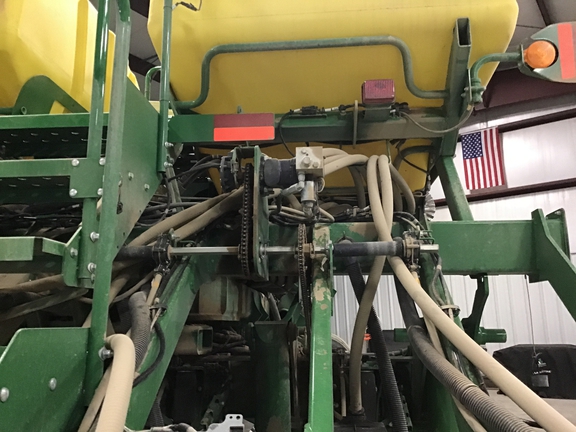 2015 John Deere 1795 Planter