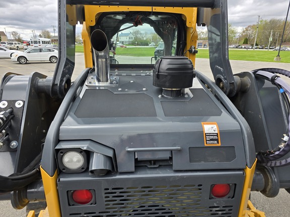 2023 John Deere 325G Compact Track Loader