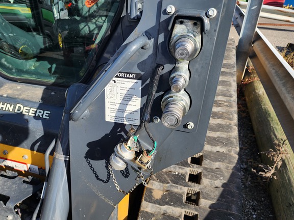 2023 John Deere 325G Compact Track Loader