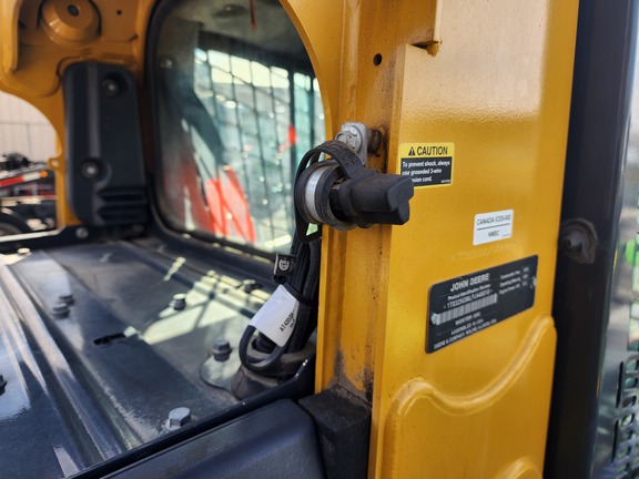 2023 John Deere 325G Compact Track Loader