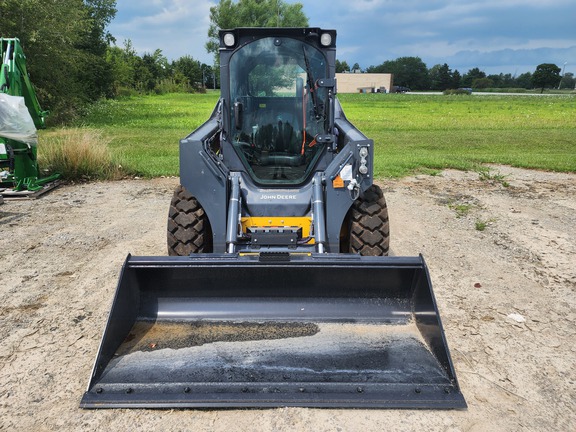 2023 John Deere 324G Skid Steer Loader