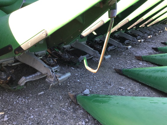 2010 John Deere 612C Header Corn Head