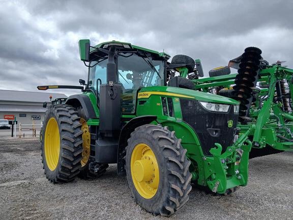 2024 John Deere 7R 230 Tractor