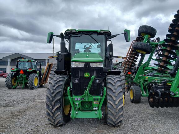 2024 John Deere 7R 230 Tractor