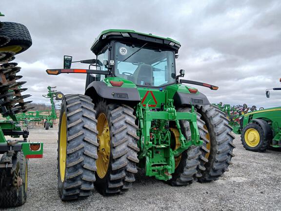 2024 John Deere 7R 230 Tractor