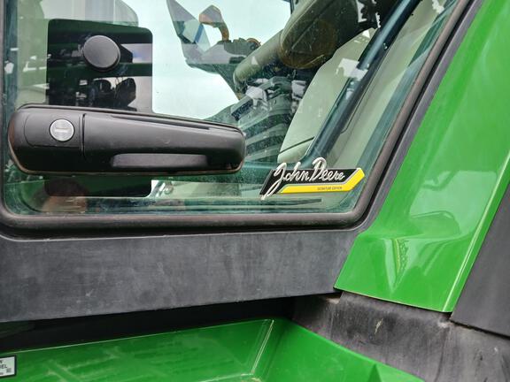 2024 John Deere 7R 230 Tractor