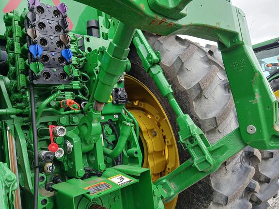 2024 John Deere 7R 230 Tractor