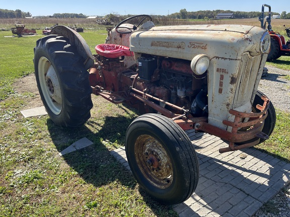 1957 Ford 860 Tractor