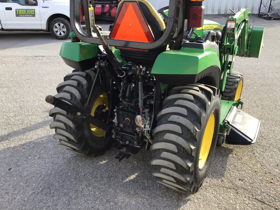 2017 John Deere 2032R Tractor Compact