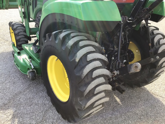 2017 John Deere 2032R Tractor Compact