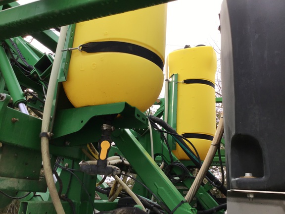 2019 John Deere R4038 Sprayer/High Clearance