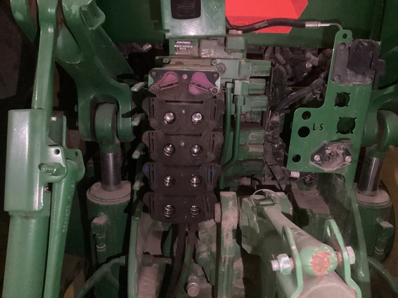 2015 John Deere 8345R Tractor