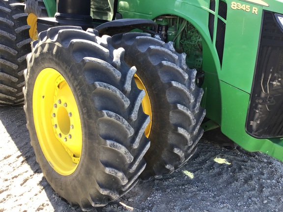 2015 John Deere 8345R Tractor