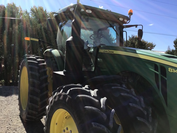 2015 John Deere 8345R Tractor